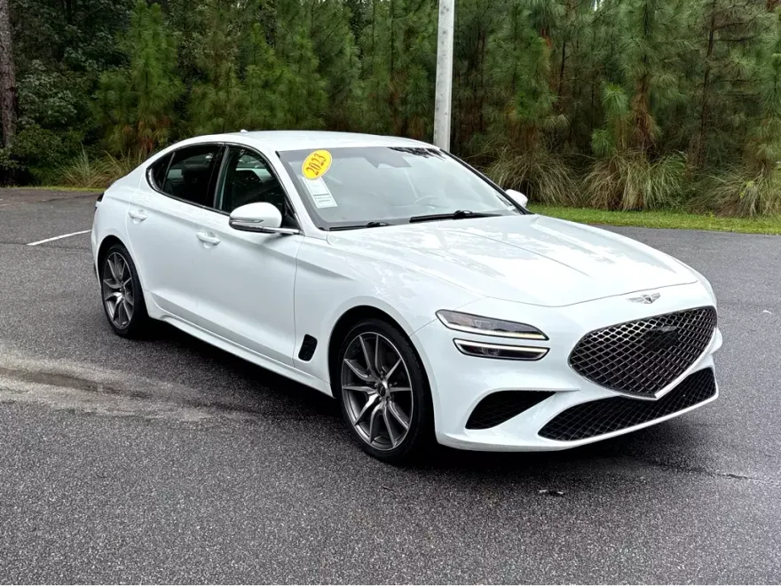 2023 Genesis G70 2.0T photo 1