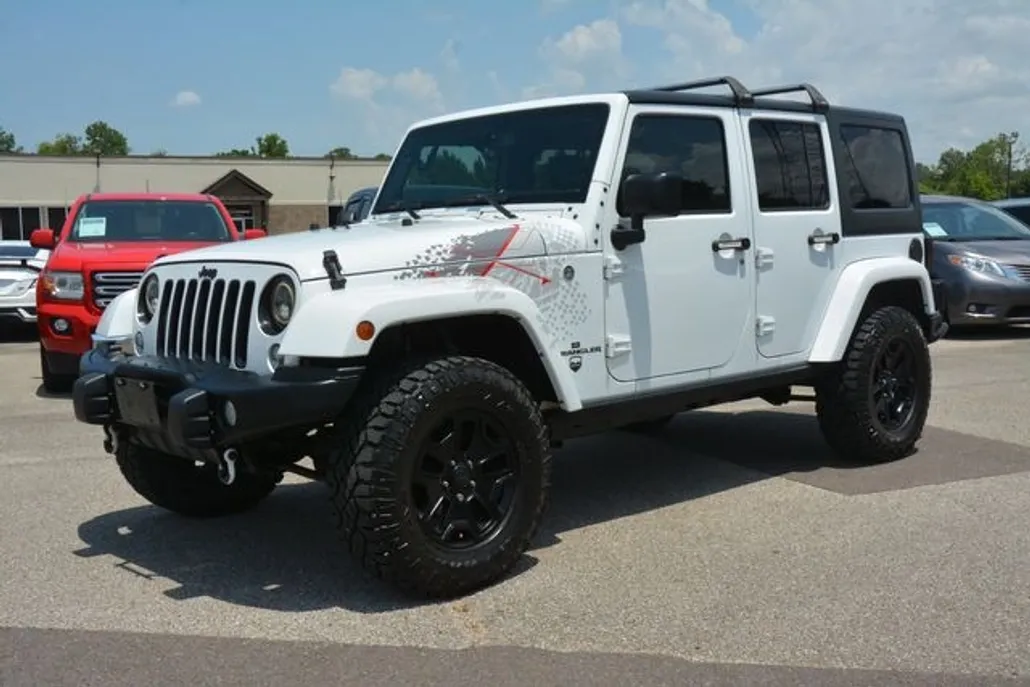 2016 Jeep Wrangler Unlimited Backcountry photo 1