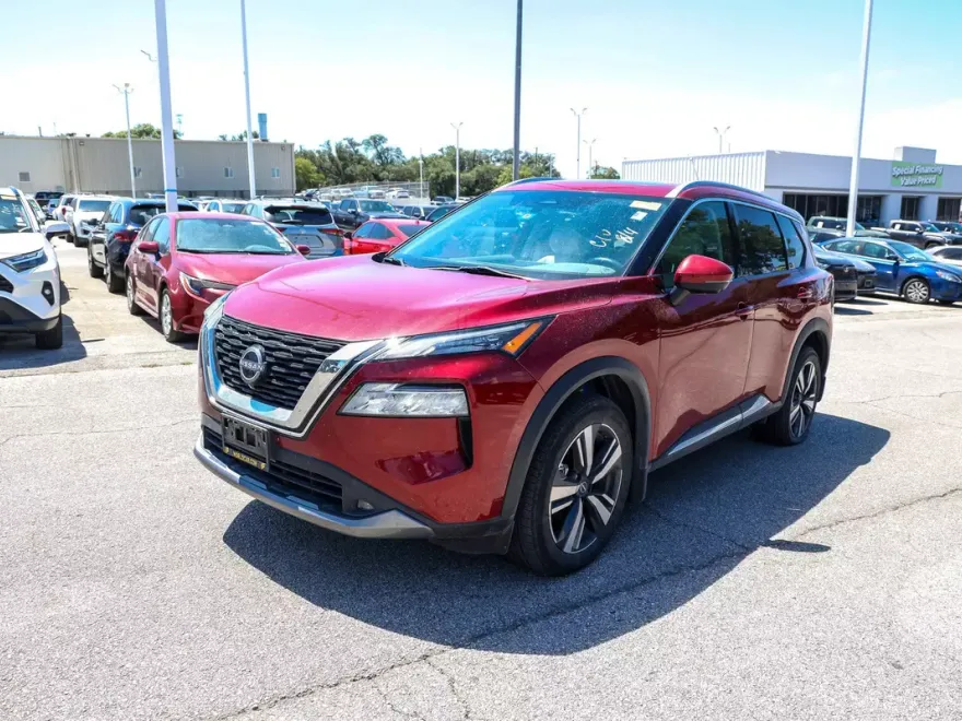 2022 Nissan Rogue SL photo 1