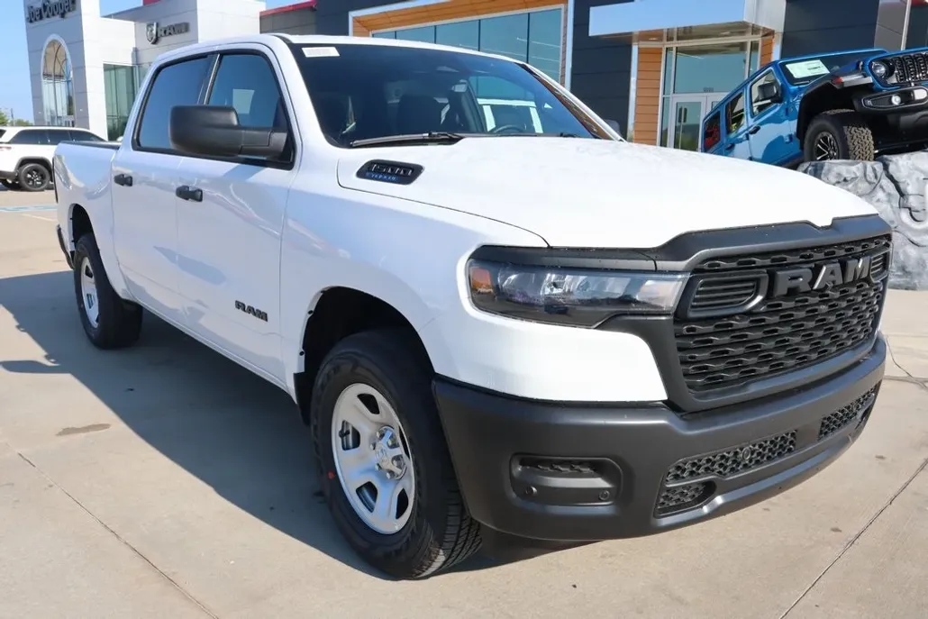 2025 Ram 1500 Tradesman photo 1