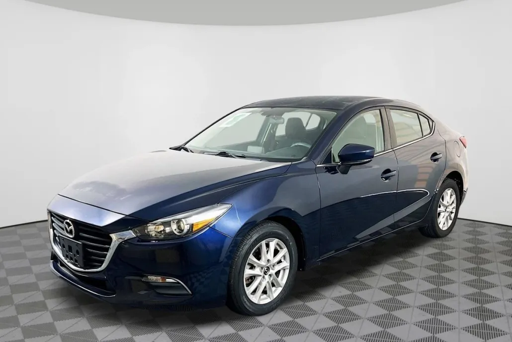 2017 Mazda Mazda3 Sport Sedan photo 1
