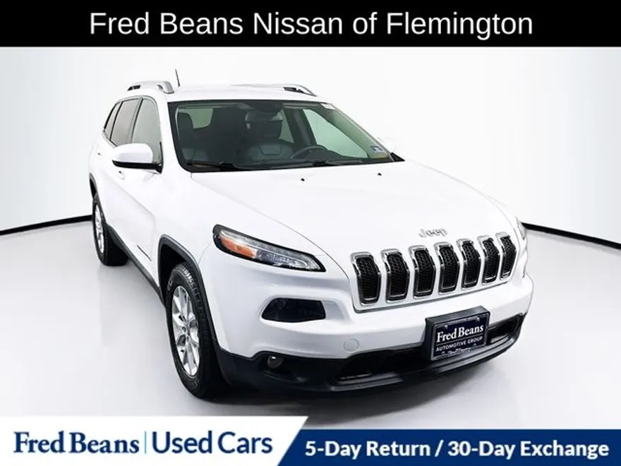 2015 Jeep Cherokee Latitude photo 1