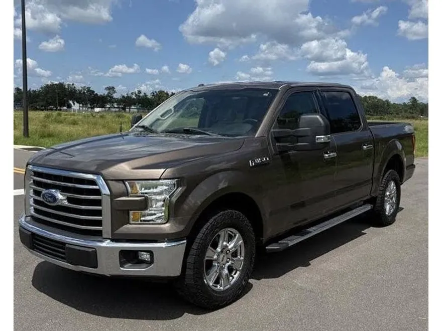 2017 Ford F-150 XLT photo 1