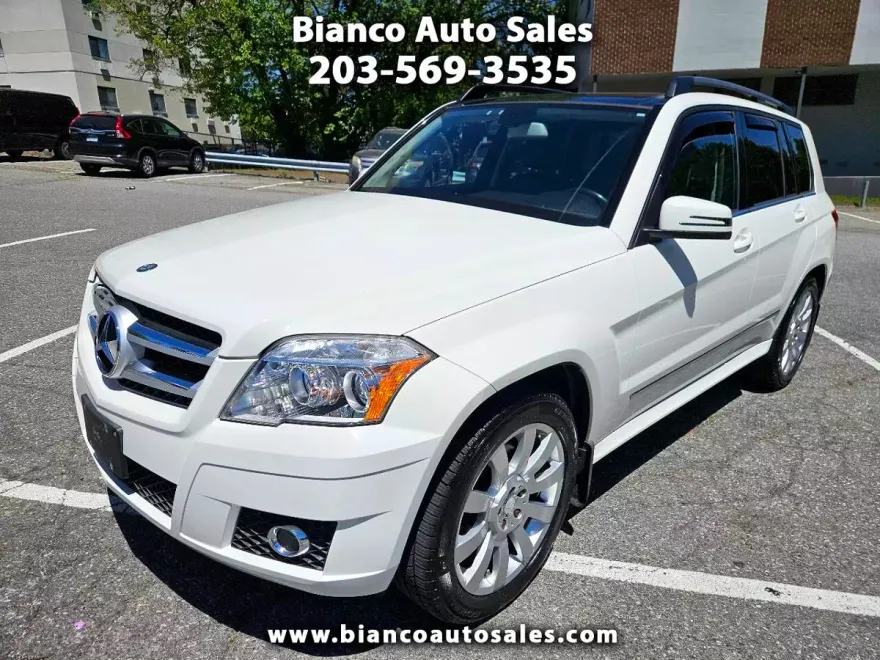2011 Mercedes Benz GLK 350 4MATIC photo 1