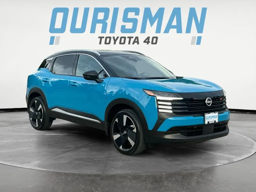 2025 Nissan Kicks SR photo 1