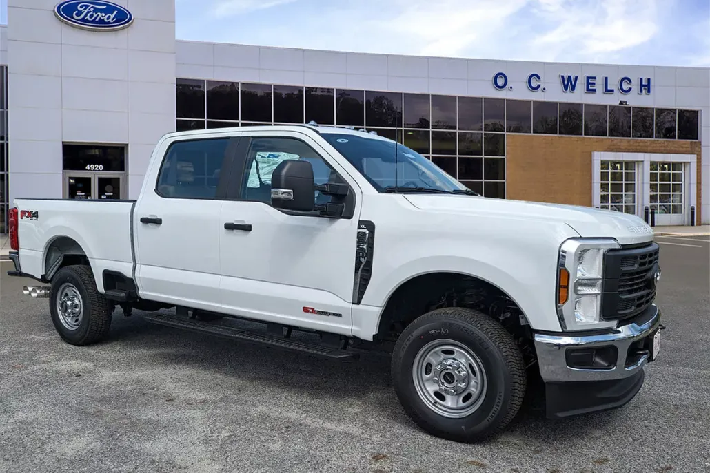 2025 Ford F-250 XL photo 1