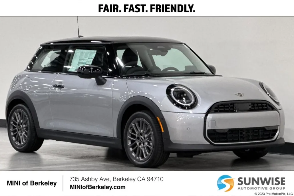 2025 Mini Cooper 2 Door Hardtop Signature photo 1