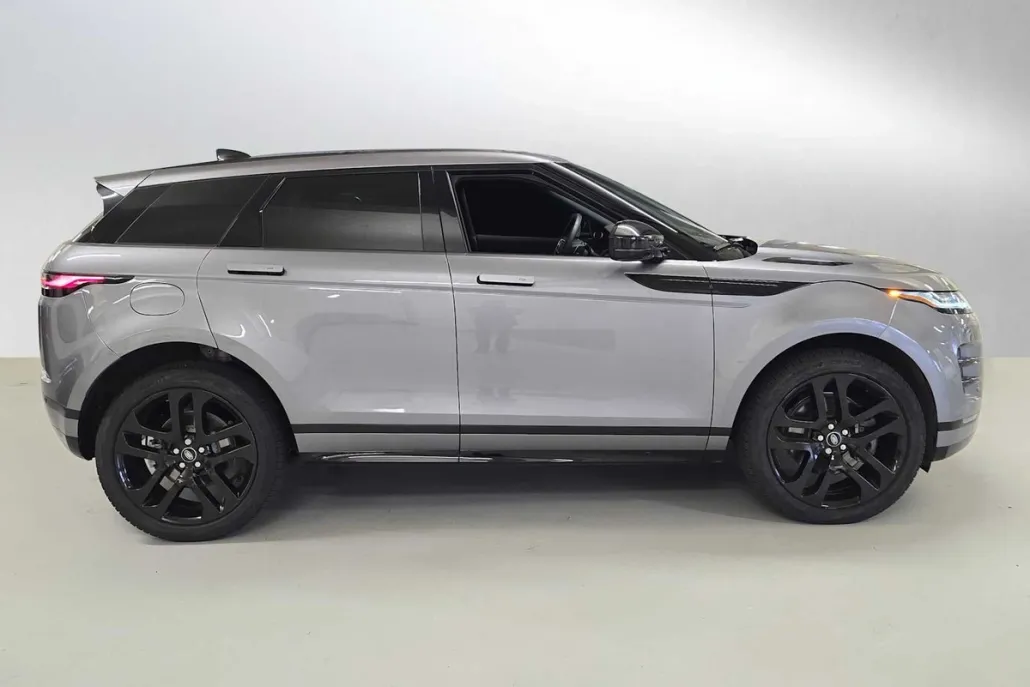2024 Land Rover Range Rover Evoque Dynamic SE photo 1