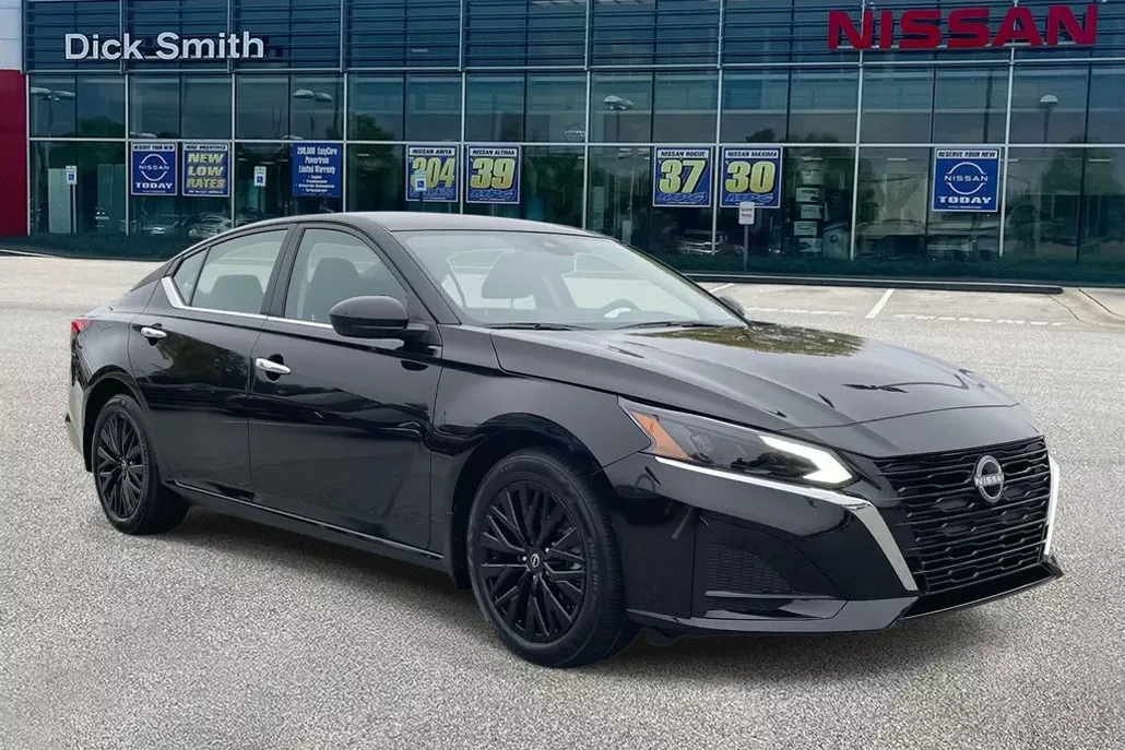 2025 Nissan Altima SV Special Edition photo 1
