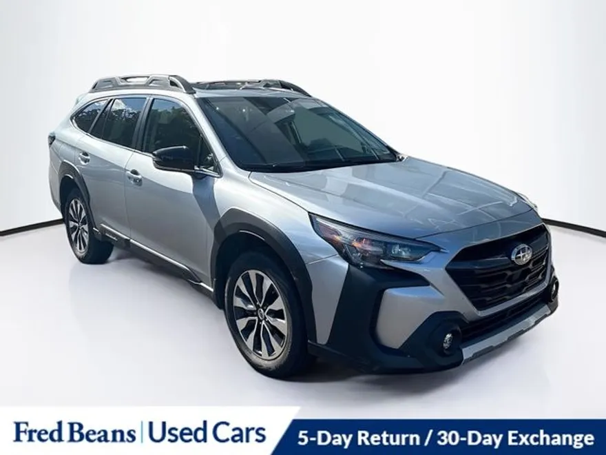 2023 Subaru Outback Limited XT photo 1
