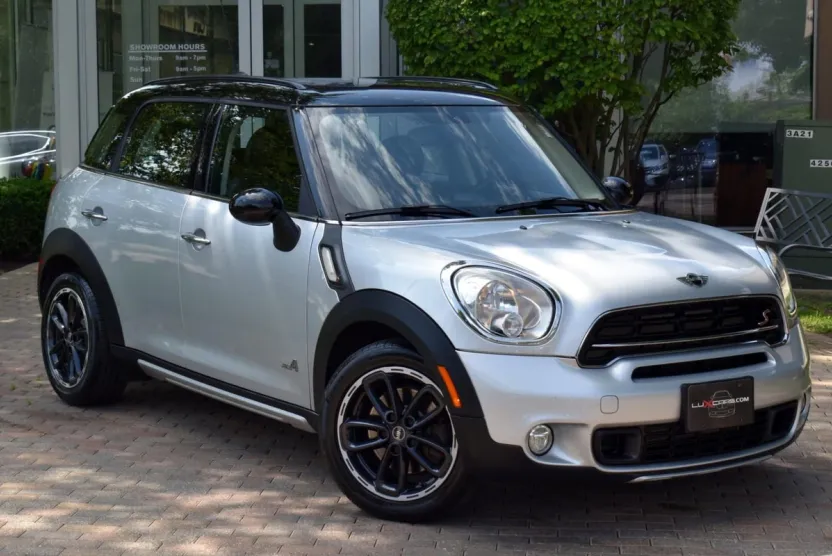 2015 Mini Countryman S ALL4 photo 1