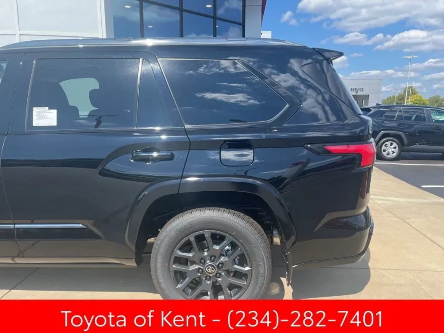 2026 Toyota Sequoia Platinum photo 1