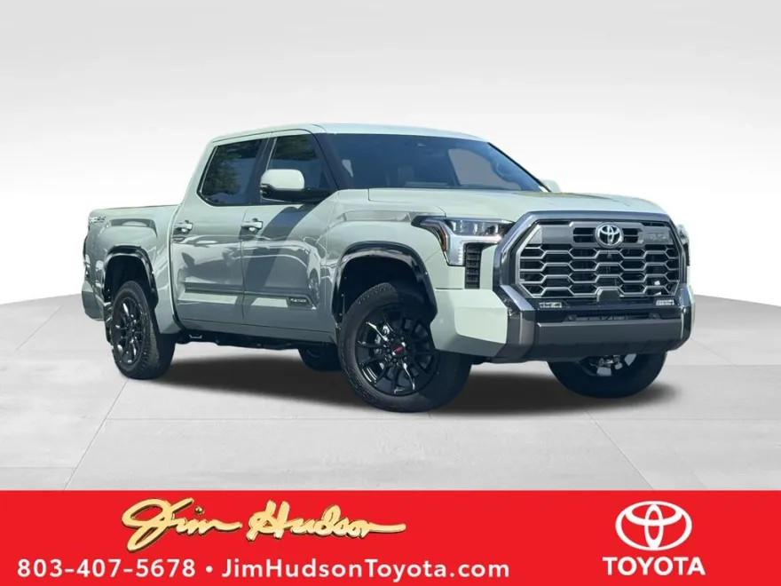 2025 Toyota Tundra Platinum CrewMax photo 1