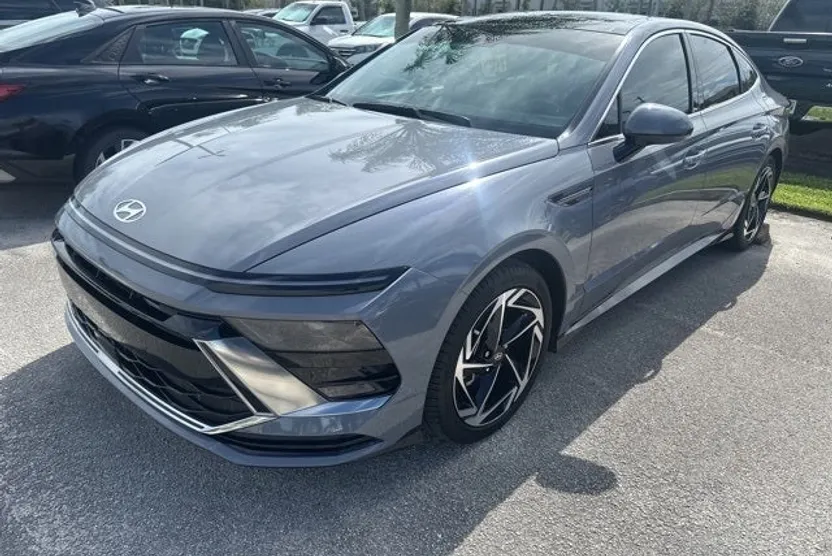 2024 Hyundai Sonata SEL Convenience photo 1