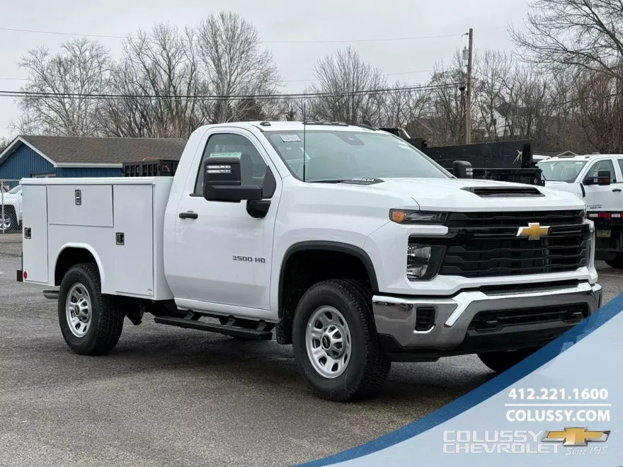 2024 Chevrolet Silverado 3500HD photo 1