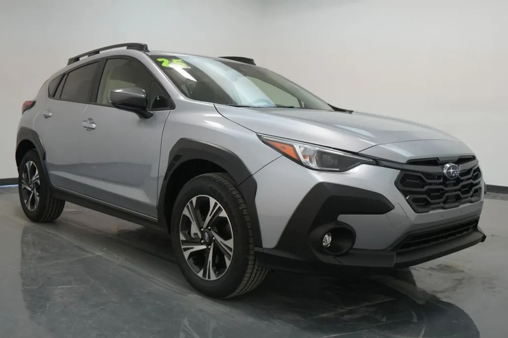2025 Subaru Crosstrek Premium photo 1