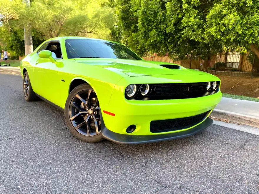2023 Dodge Challenger R/T photo 2
