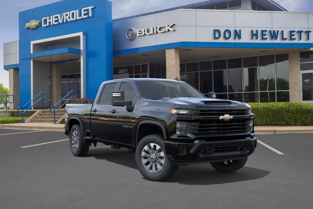 2026 Chevrolet Silverado 2500HD Custom photo 1
