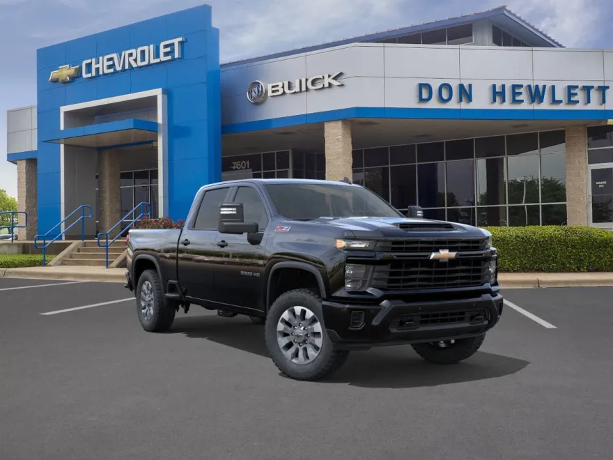 2026 Chevrolet Silverado 2500HD Custom photo 1
