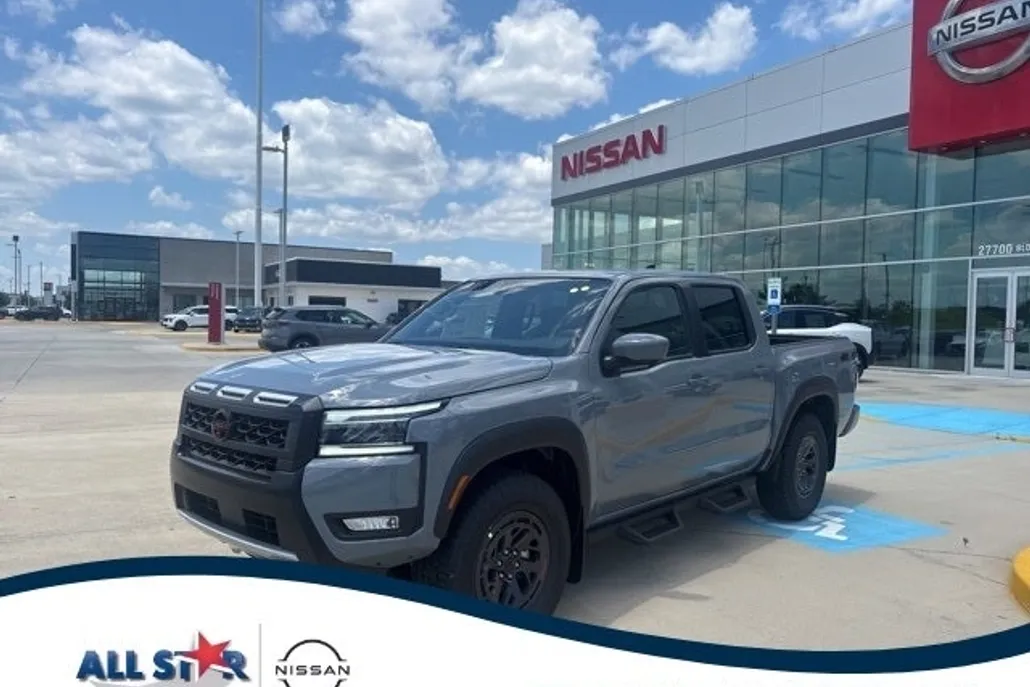 2025 Nissan Frontier Crew Cab PRO-4X photo 1