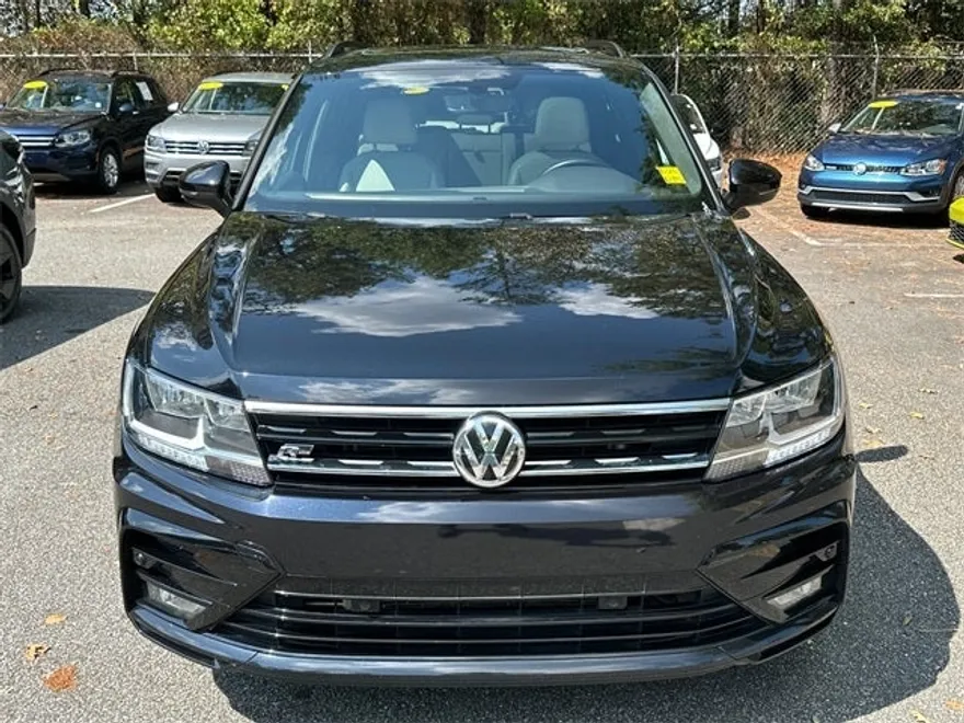 2021 Volkswagen Tiguan SE R-Line Black photo 1