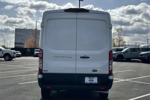 2025 Ford Transit photo 3