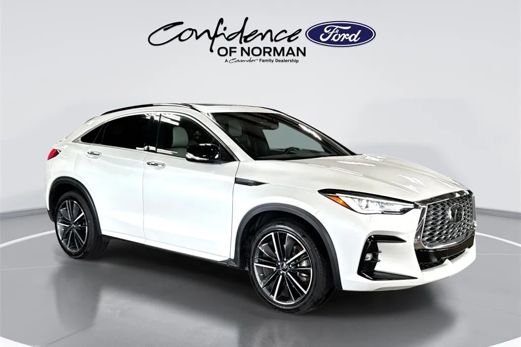 2024 Infiniti QX55 Luxe photo 1