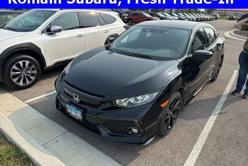 2019 Honda Civic Sport photo 1