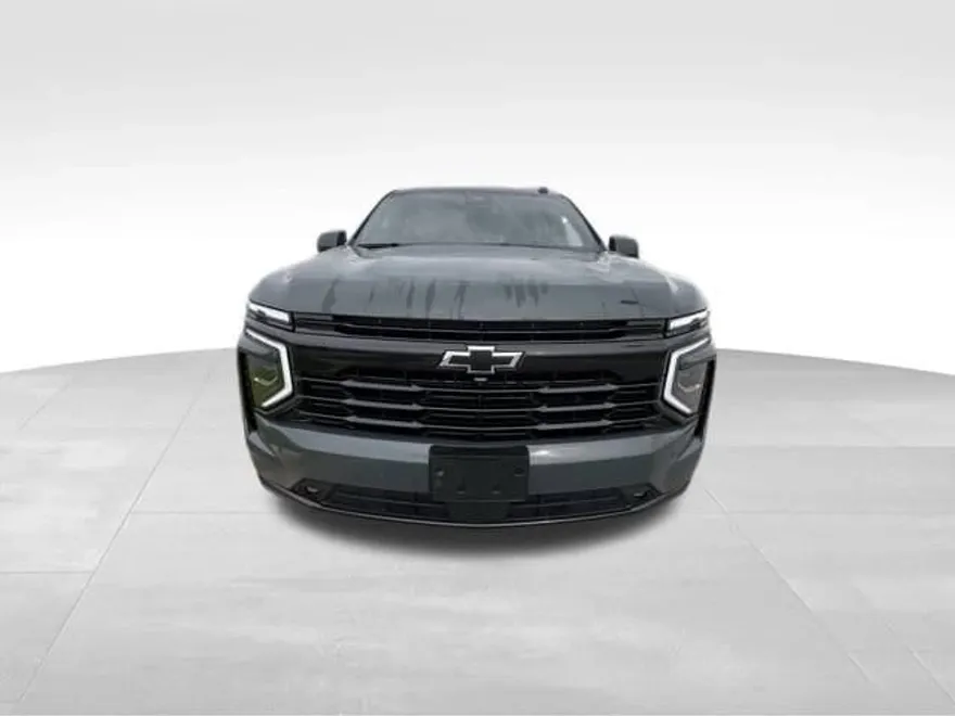 2025 Chevrolet Suburban RST photo 1