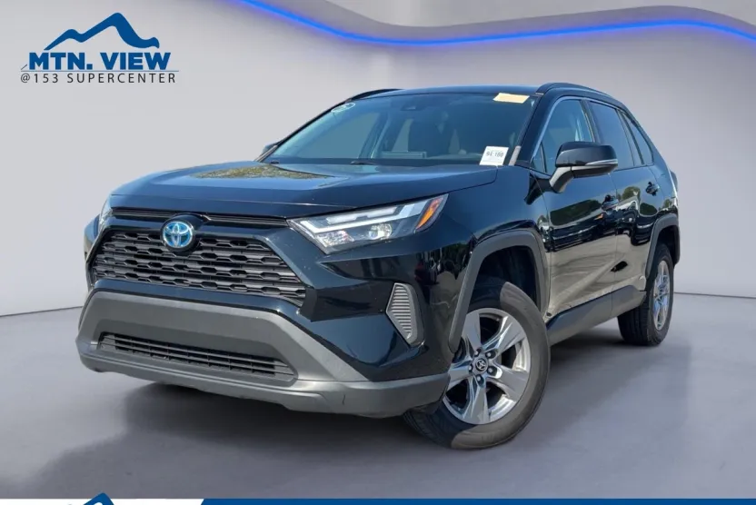 2023 Toyota RAV4 Hybrid XLE photo 1