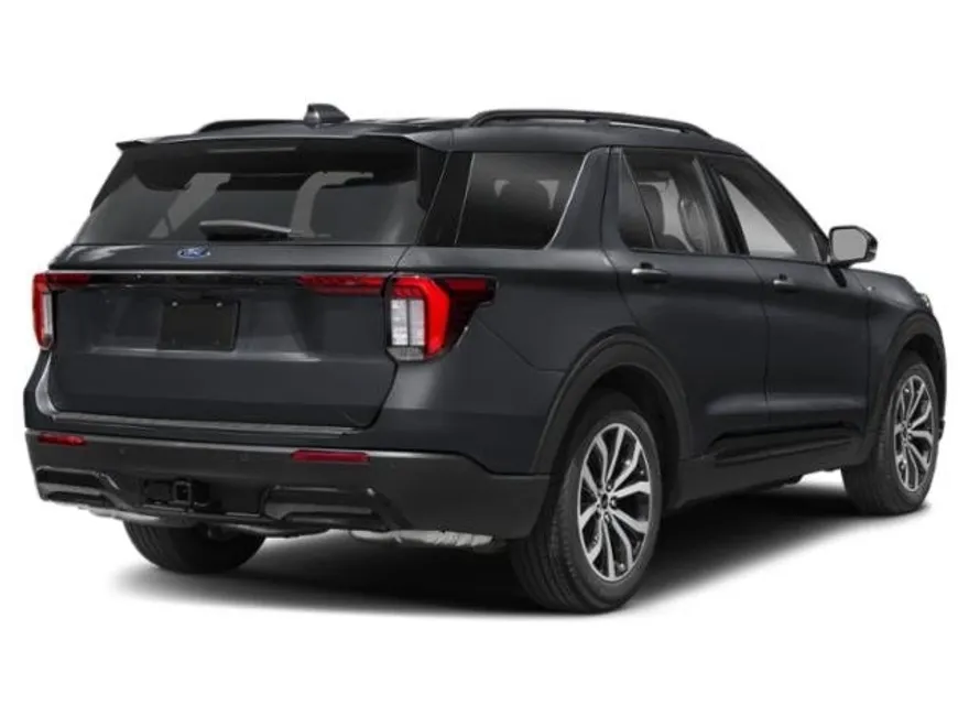 2026 Ford Explorer ST-Line photo 1
