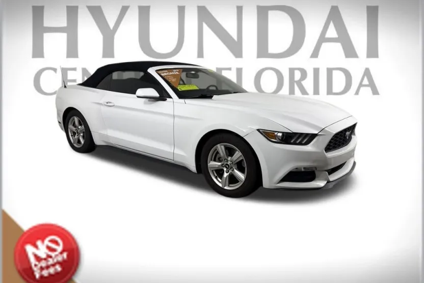 2015 Ford Mustang V6 Convertible photo 1