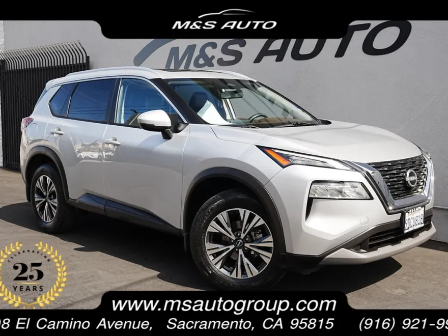 2022 Nissan Rogue SV photo 1