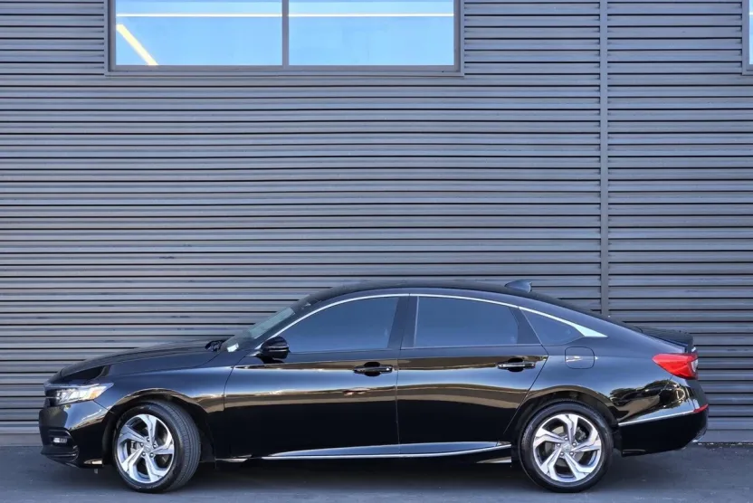 2019 Honda Accord EX-L 1.5T photo 1