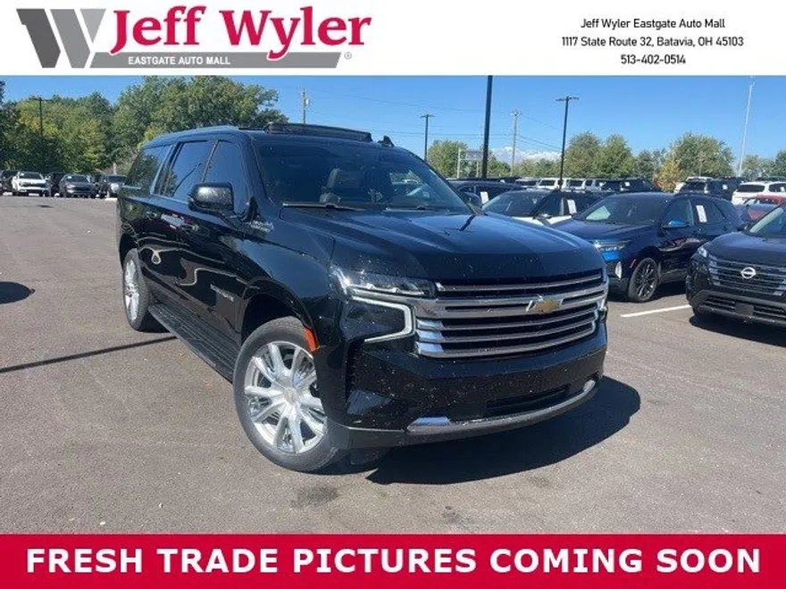 2022 Chevrolet Suburban High Country photo 1
