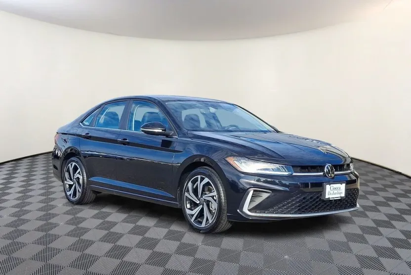 2025 Volkswagen Jetta 1.5T SEL photo 1