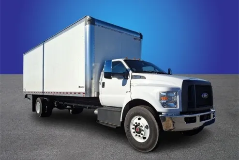 2023 Ford F-650 photo 3