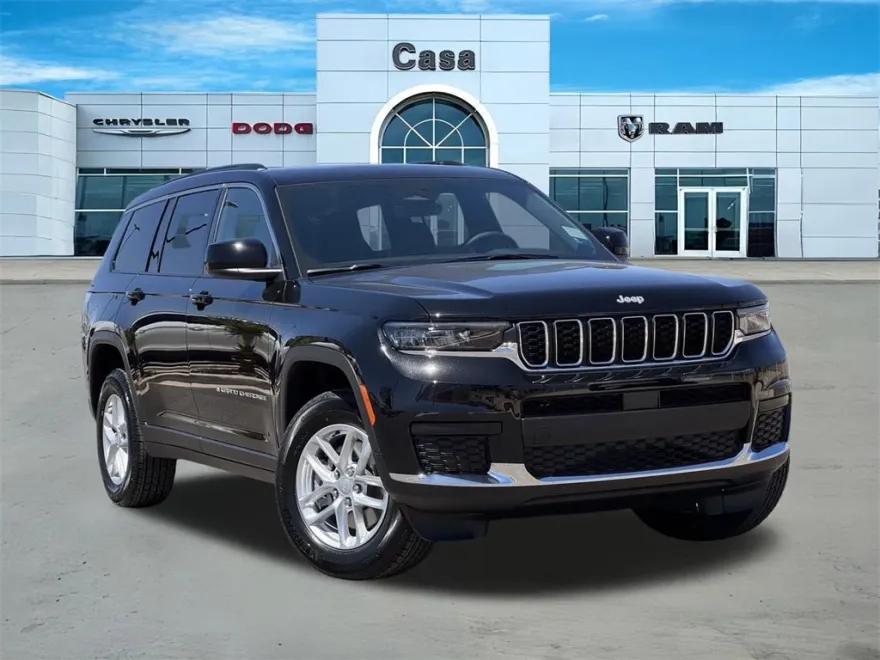 2025 Jeep Grand Cherokee Laredo photo 1