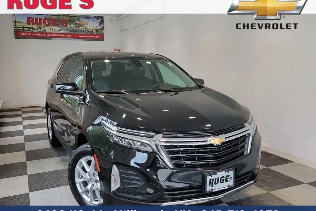 2022 Chevrolet Equinox LT photo 1