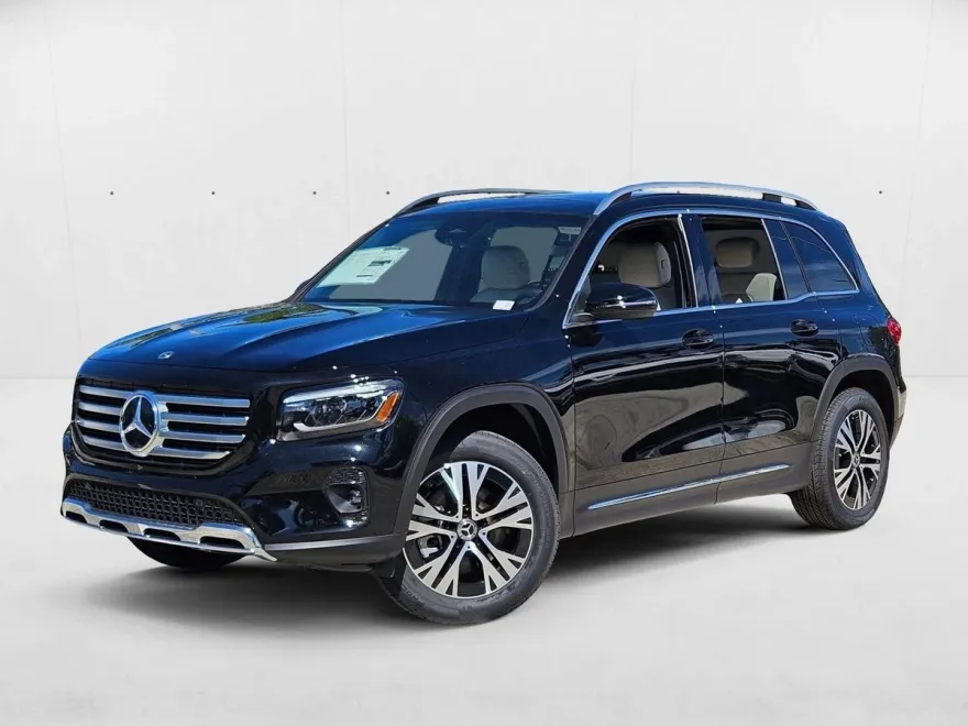 2025 Mercedes Benz GLB 250 photo 1