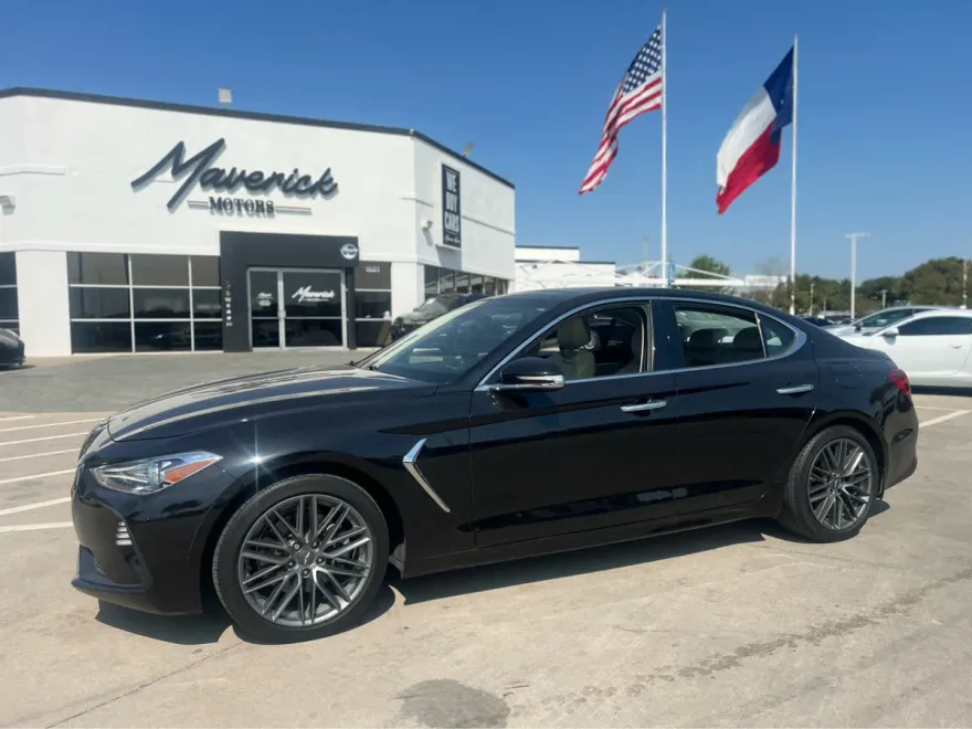 2019 Genesis G70 2.0T Advanced photo 1