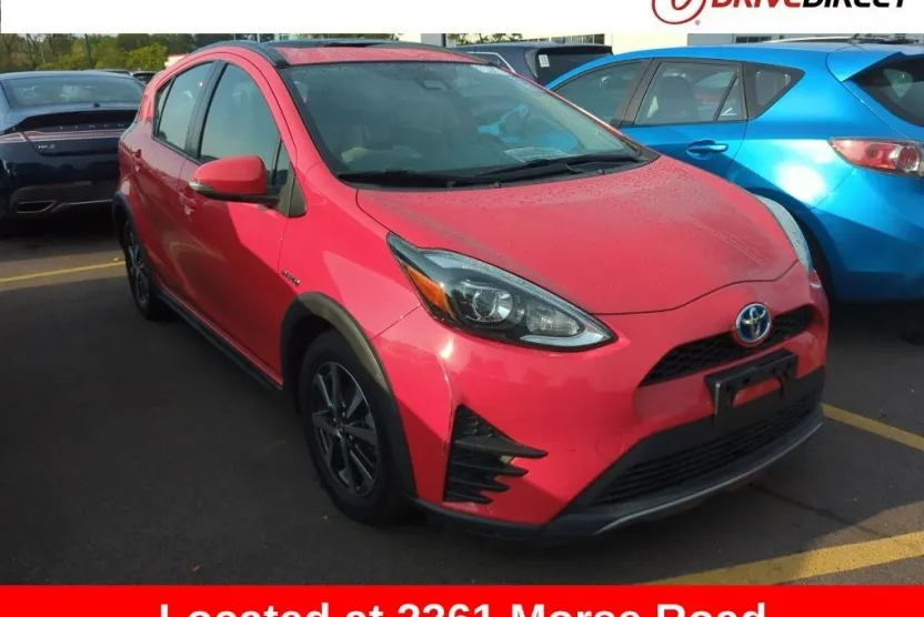 2018 Toyota Prius C One photo 1