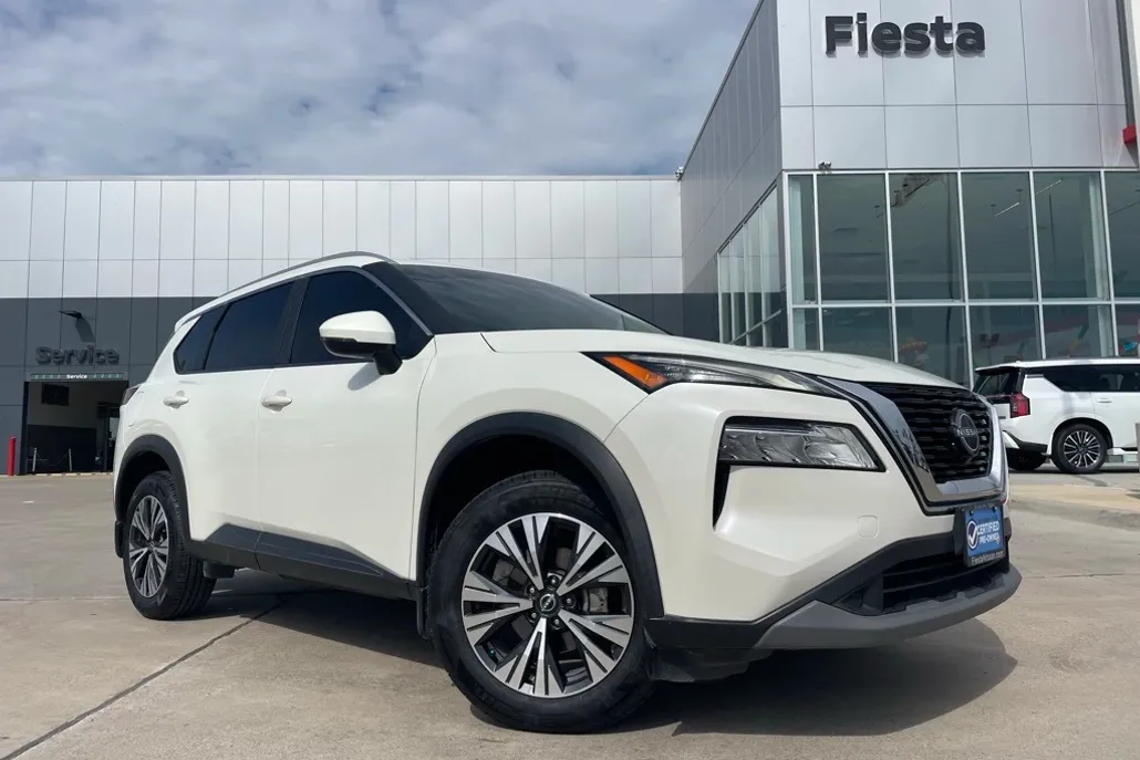 2023 Nissan Rogue SV photo 1