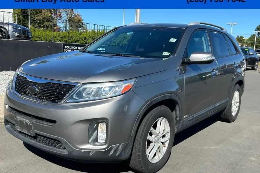 2014 Kia Sorento LX photo 1
