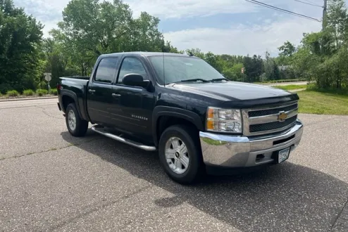 2012 Chevrolet Silverado 1500 LT photo 2