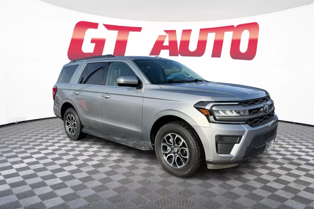2024 Ford Expedition XLT photo 1