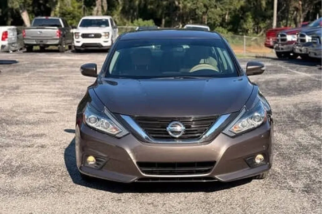 2016 Nissan Altima 2.5 S photo 1