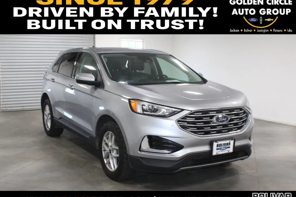 2022 Ford Edge SEL photo 1