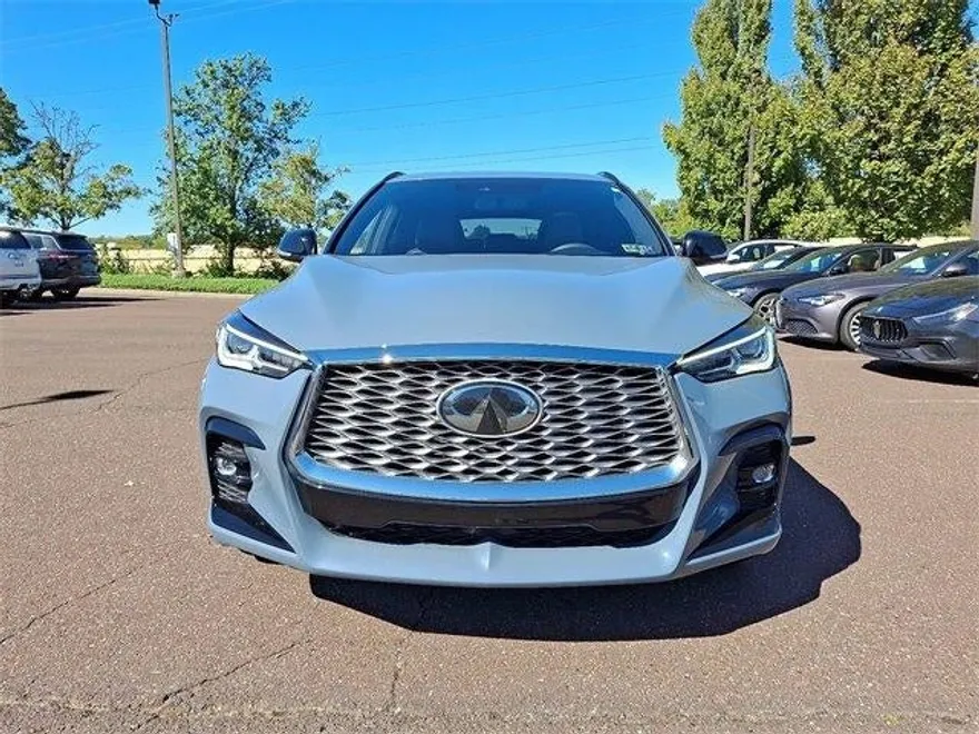 2023 Infiniti QX55 Luxe photo 1