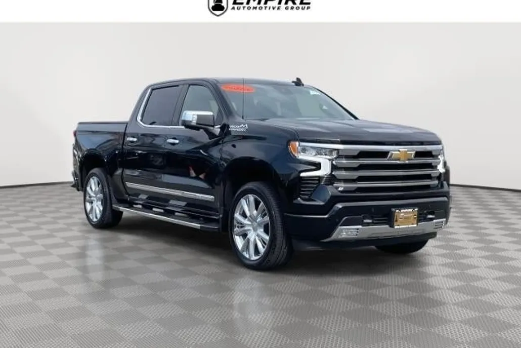 2024 Chevrolet Silverado 1500 High Country photo 1